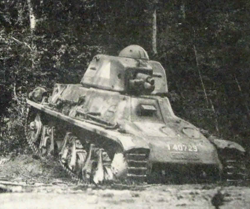 Hotchkiss H-39 with 37mm gun