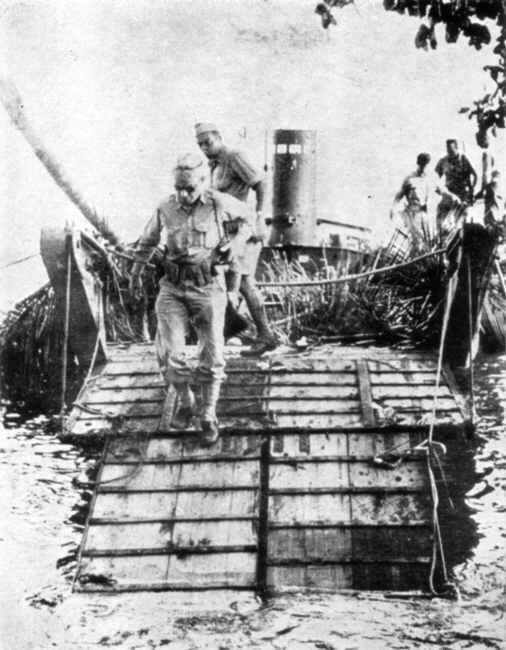 Japanese landing craft, New Guinea