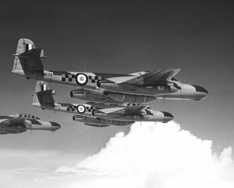 Gloster Meteor NF Mk.11 in flight 