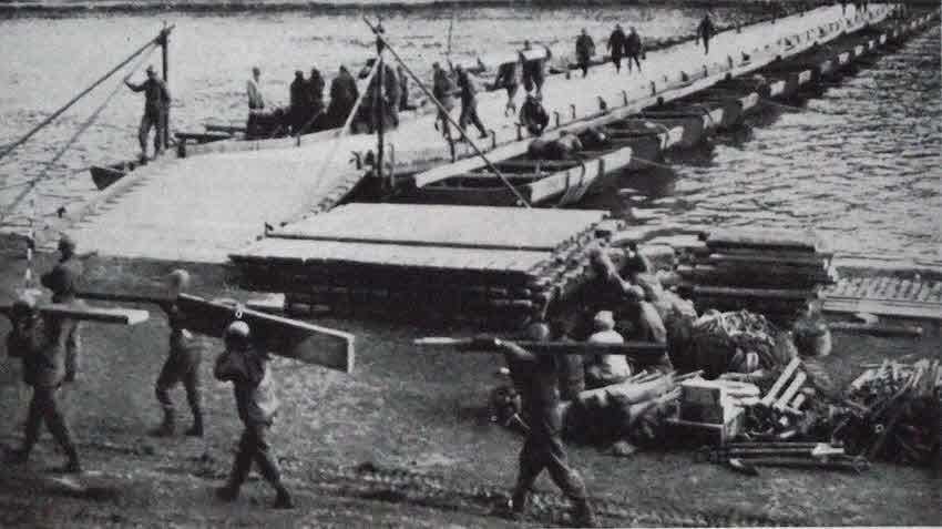 Pontoon Bridge across the Necker near Heidelberg 