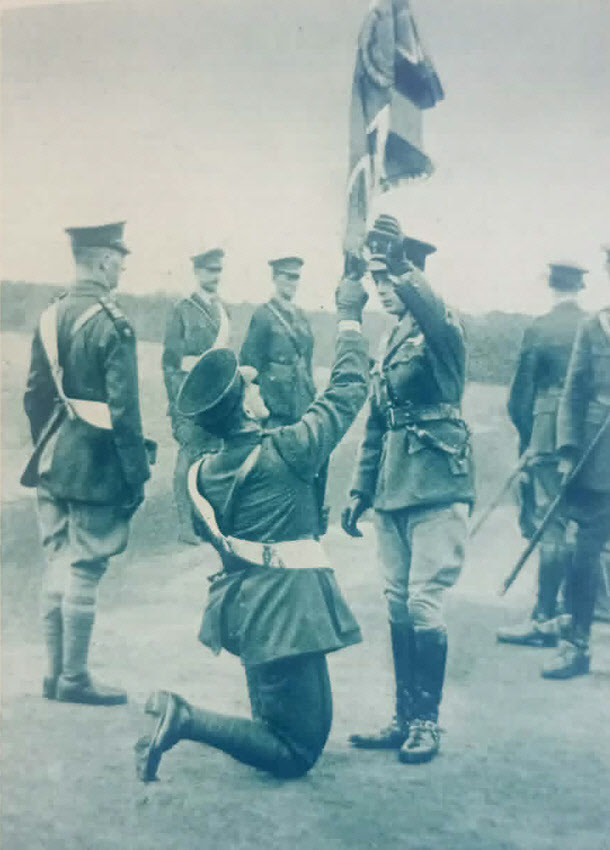 Prince of Wales presents colours to Canadian troops 