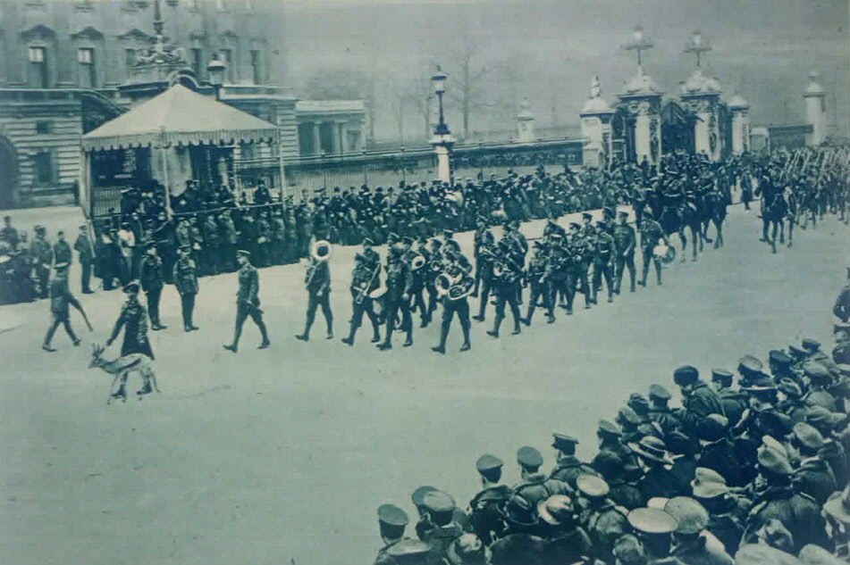 South Africans march past George V, 1919 