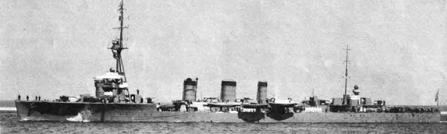 Tenryu Class Cruiser from the Left 