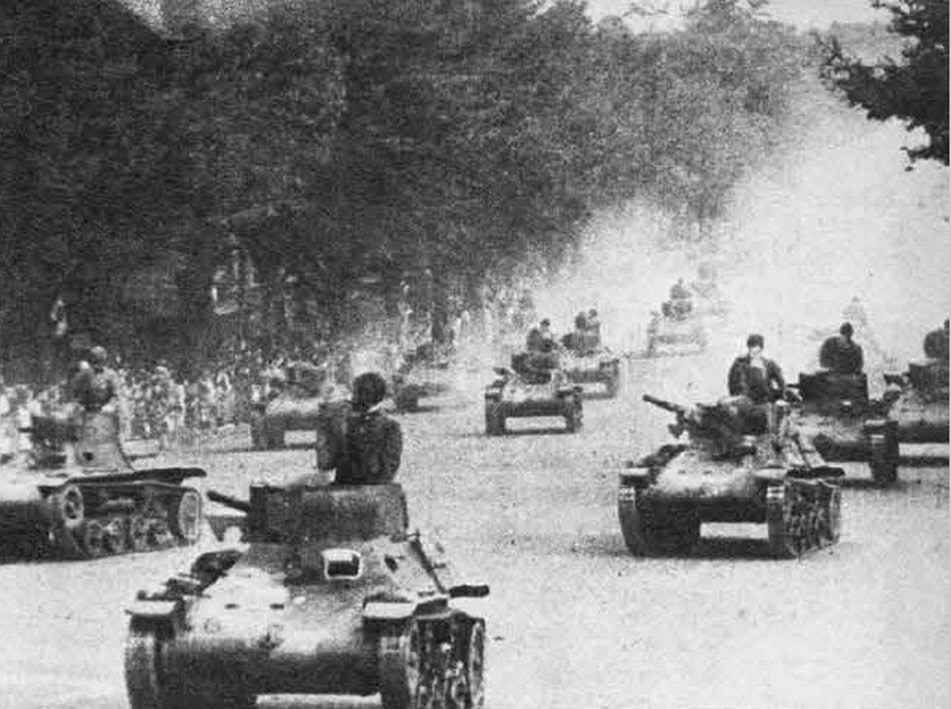Type 97 Tankettes on parade in Tokyo