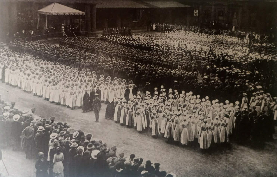 Parade of Women War Workers, June 1918 