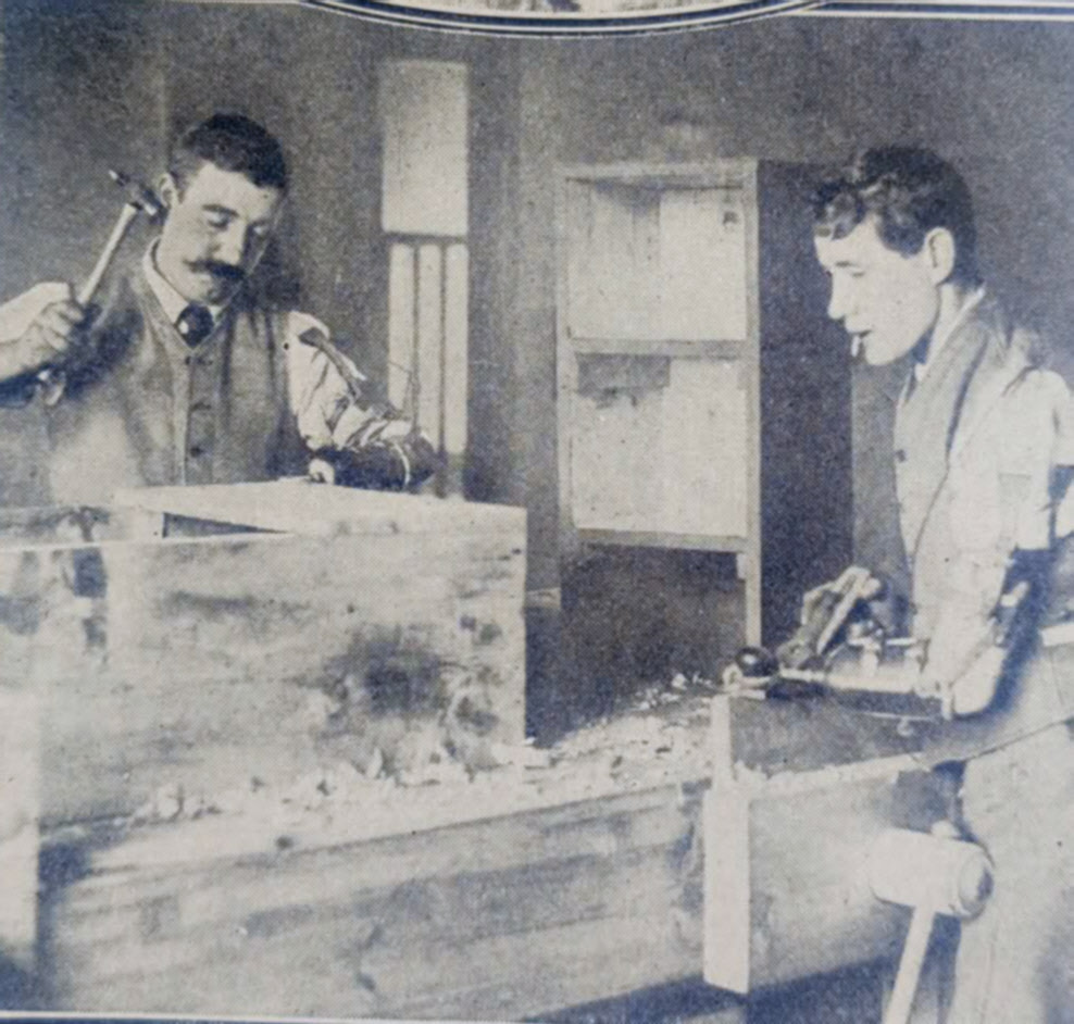 One-armed soldiers using working arms 