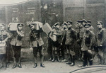 Warwickshire Regiment unloading food for Vienna 